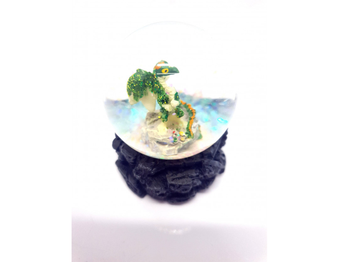 DRAGON BOULE DE NEIGE