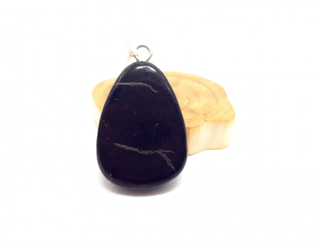 SHUNGITE