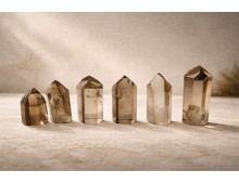 QUARTZ FUMÉ POINTE 4 À 6 CM