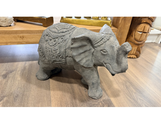 ÉLÉPHANT STATUE PIERRE GRAVÉE - BALI