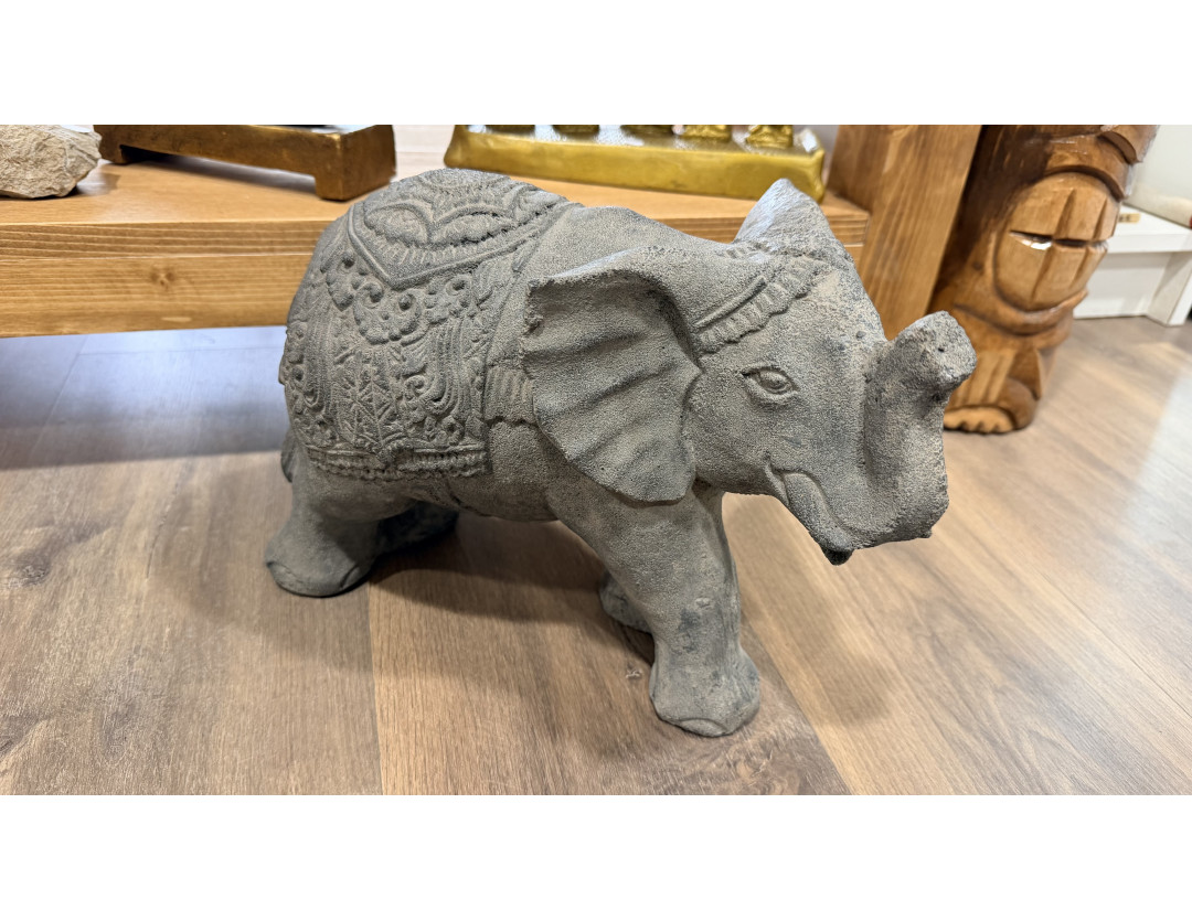 ÉLÉPHANT STATUE PIERRE GRAVÉE - BALI
