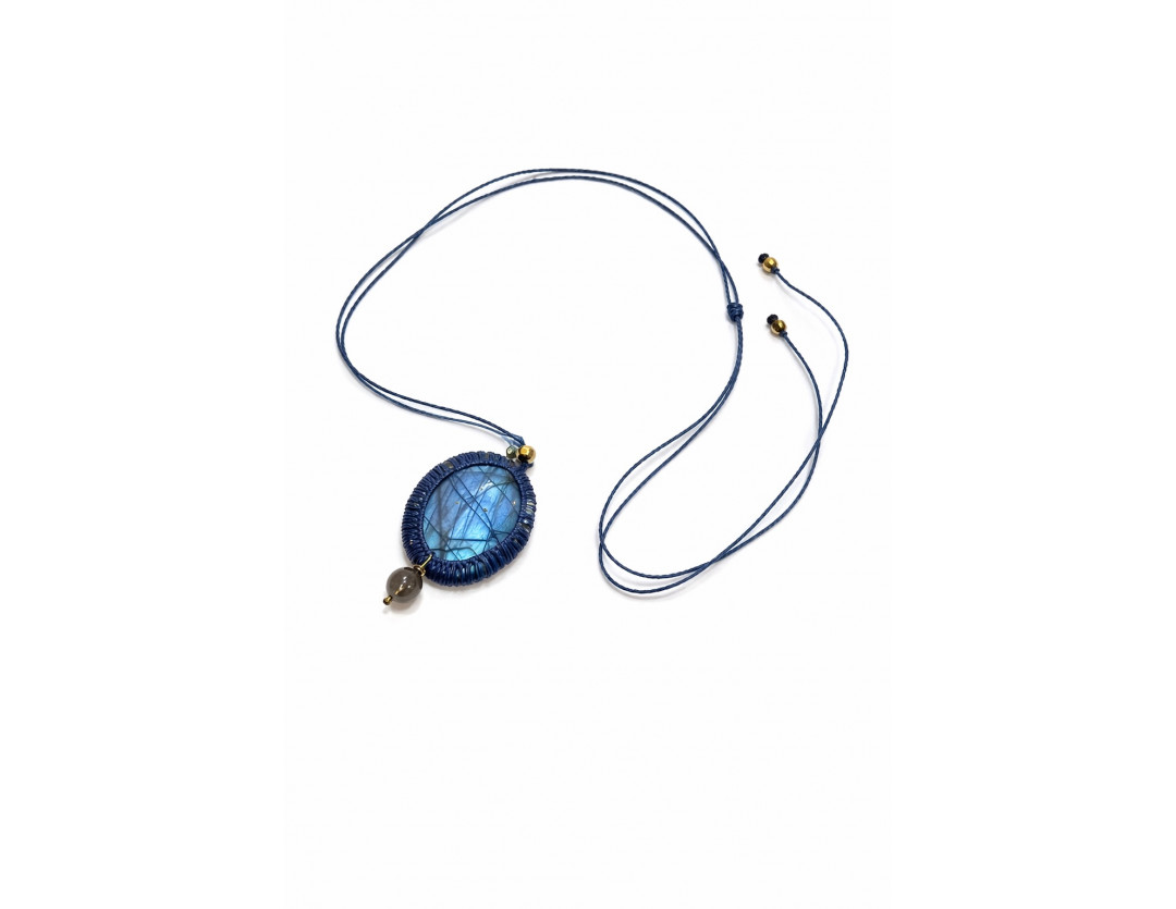 LABRADORITE SERTIE MACRAMÉ