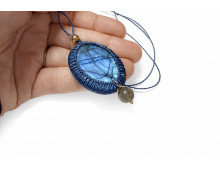 LABRADORITE SERTIE MACRAMÉ