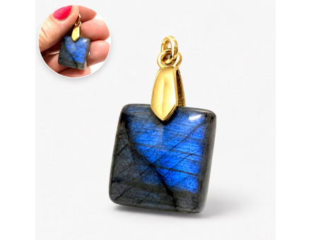 LABRADORITE - MADAGASCAR - GRADE 5A