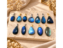 LABRADORITE - MADAGASCAR - GRADE 5A