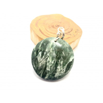 SERAPHINITE